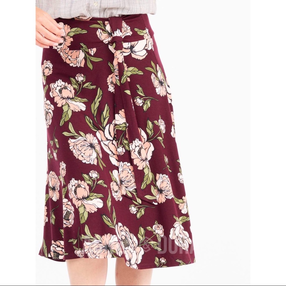 Agnes & DoraSide Sash Skirt Pink Floral Burgundy New with tags